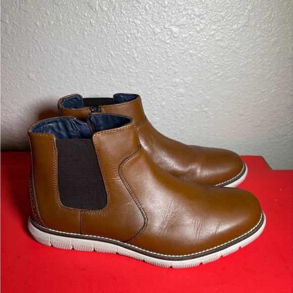 Johnston & Murphy Chelsea Little Kid & Big Kid size 7 - Picture 6 of 10